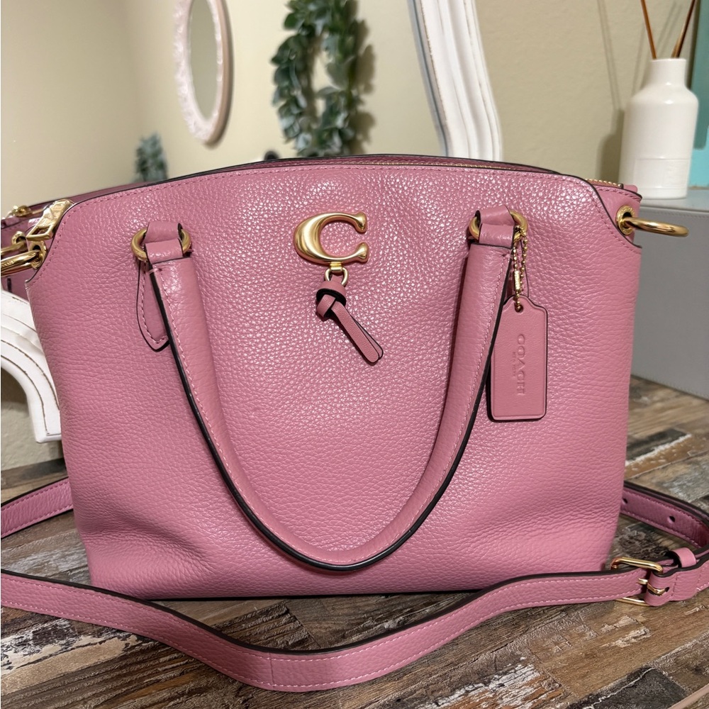 Coach Mauve Leather Shoulder Bag